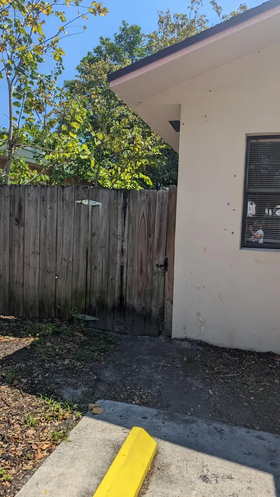 1944 Taft Street Hollywood FL 33020