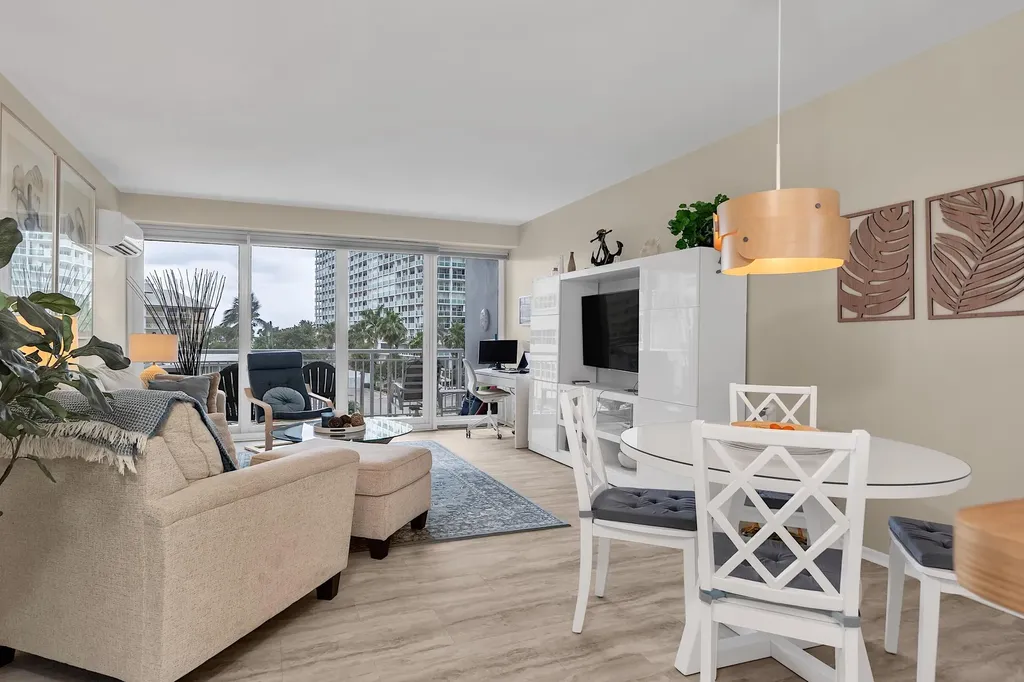 1920 S Ocean Drive Fort Lauderdale FL 33316