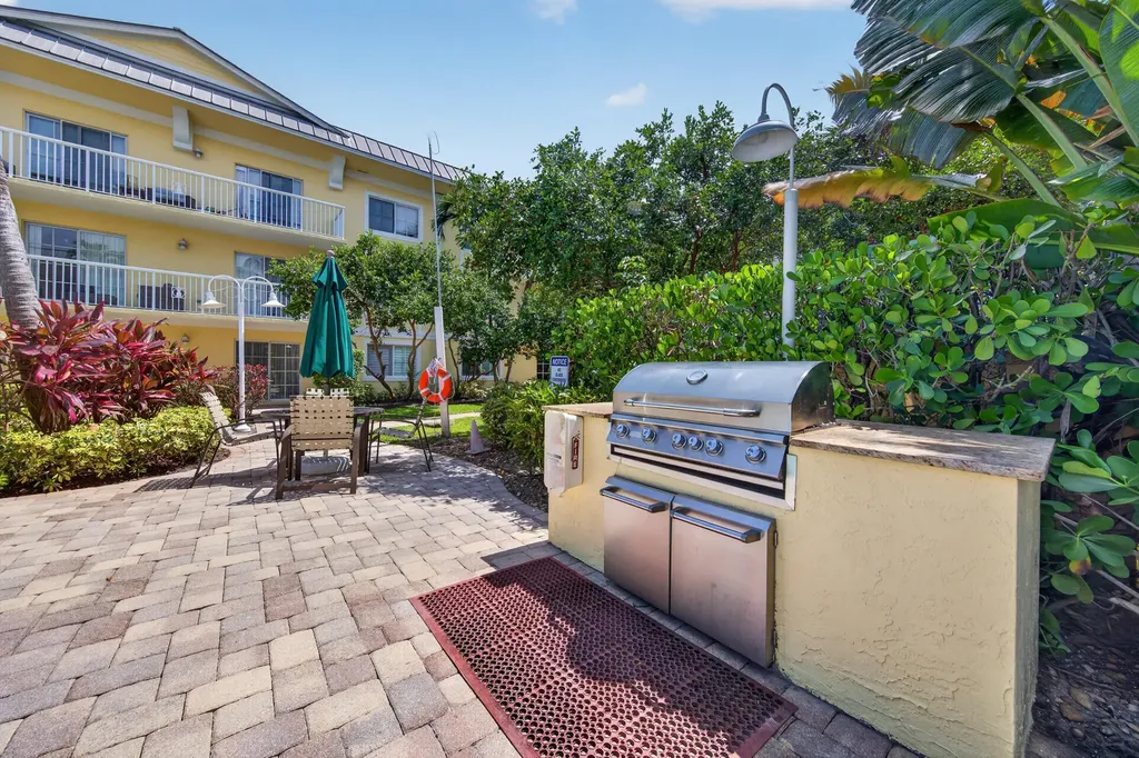 151 NE 16th Avenue Fort Lauderdale FL 33301