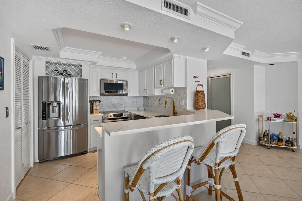 151 NE 16th Avenue Fort Lauderdale FL 33301