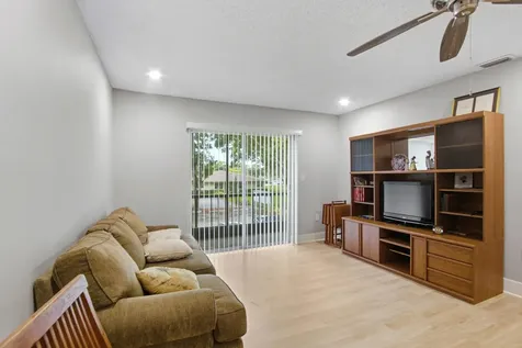 4110 NW 88th Avenue Coral Springs FL 33065