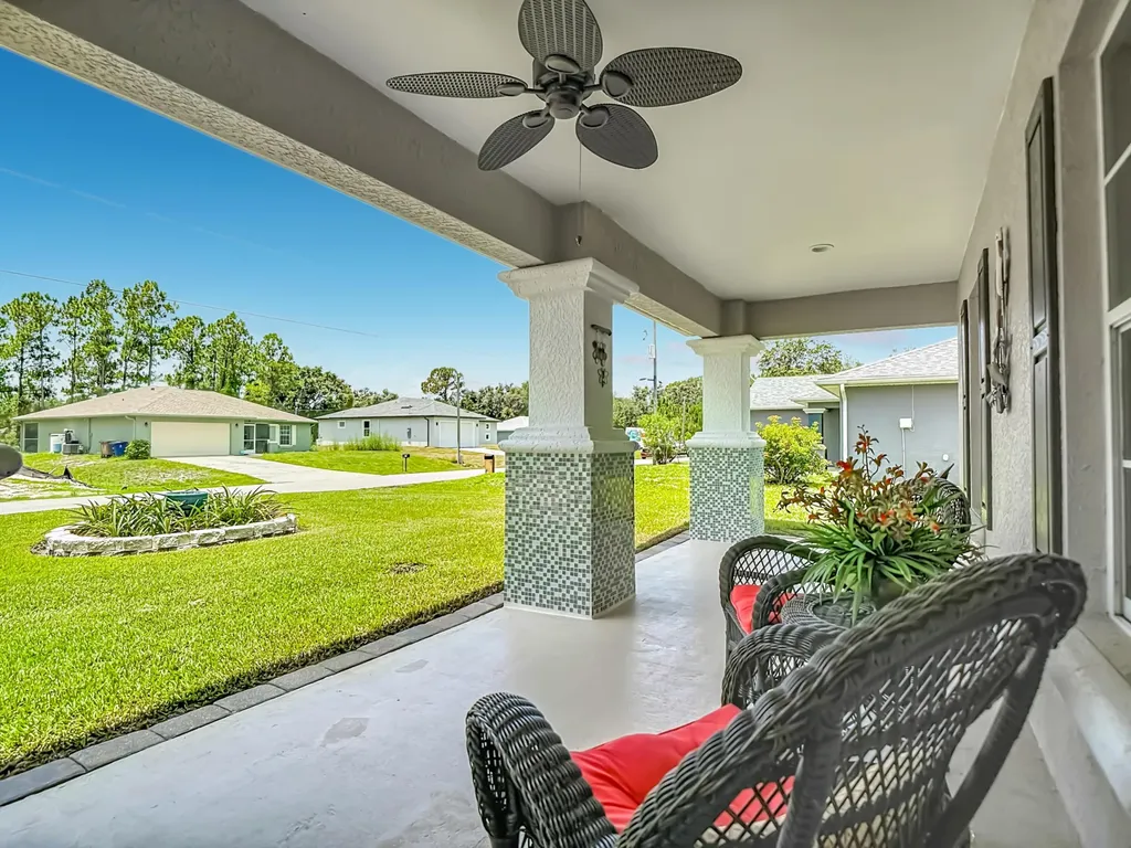 2610 53rd Street W Lehigh Acres FL 33971