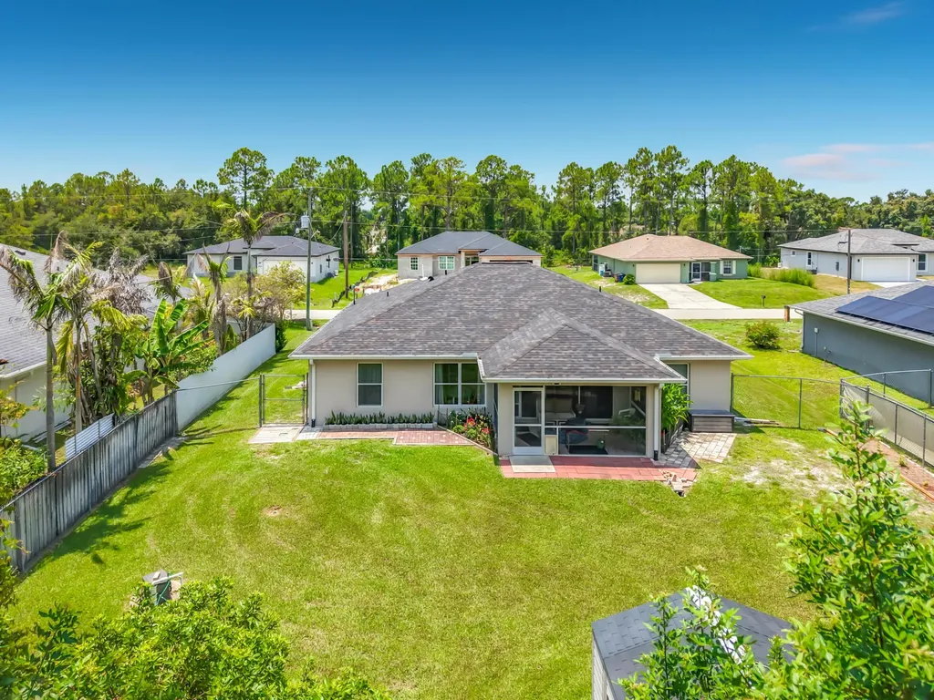 2610 53rd Street W Lehigh Acres FL 33971