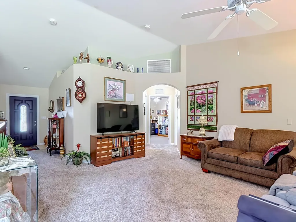 2610 53rd Street W Lehigh Acres FL 33971