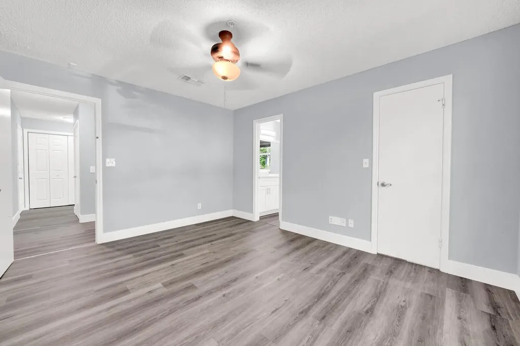 2319 N Congress Avenue Boynton Beach FL 33426