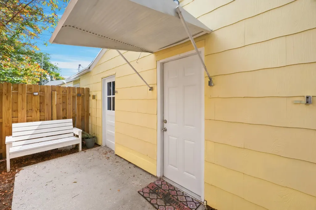 918 N K Street Lake Worth Beach FL 33460