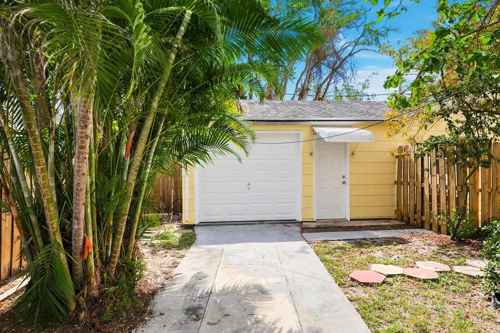 918 N K Street Lake Worth Beach FL 33460