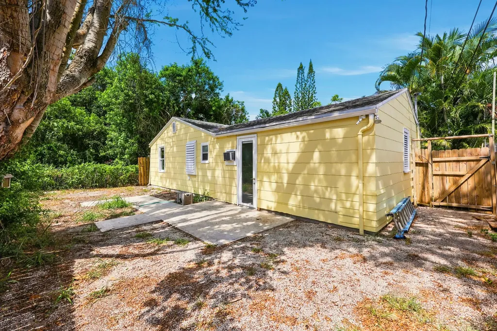 918 N K Street Lake Worth Beach FL 33460