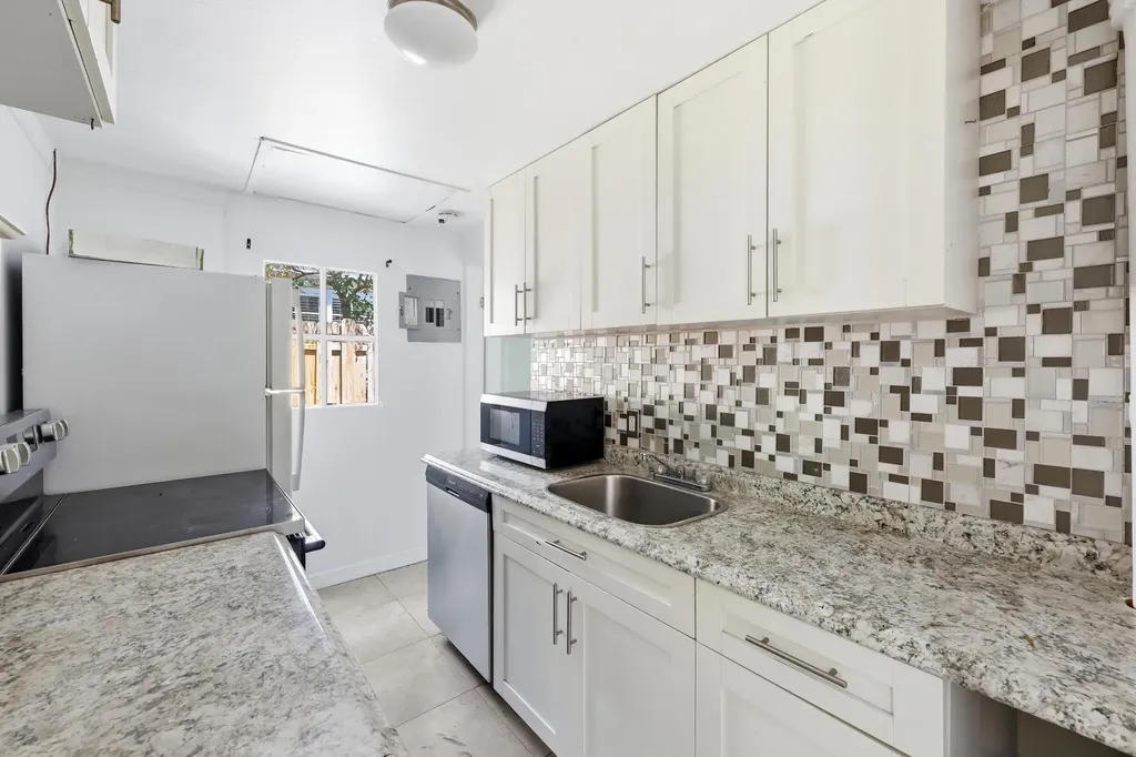 918 N K Street Lake Worth Beach FL 33460