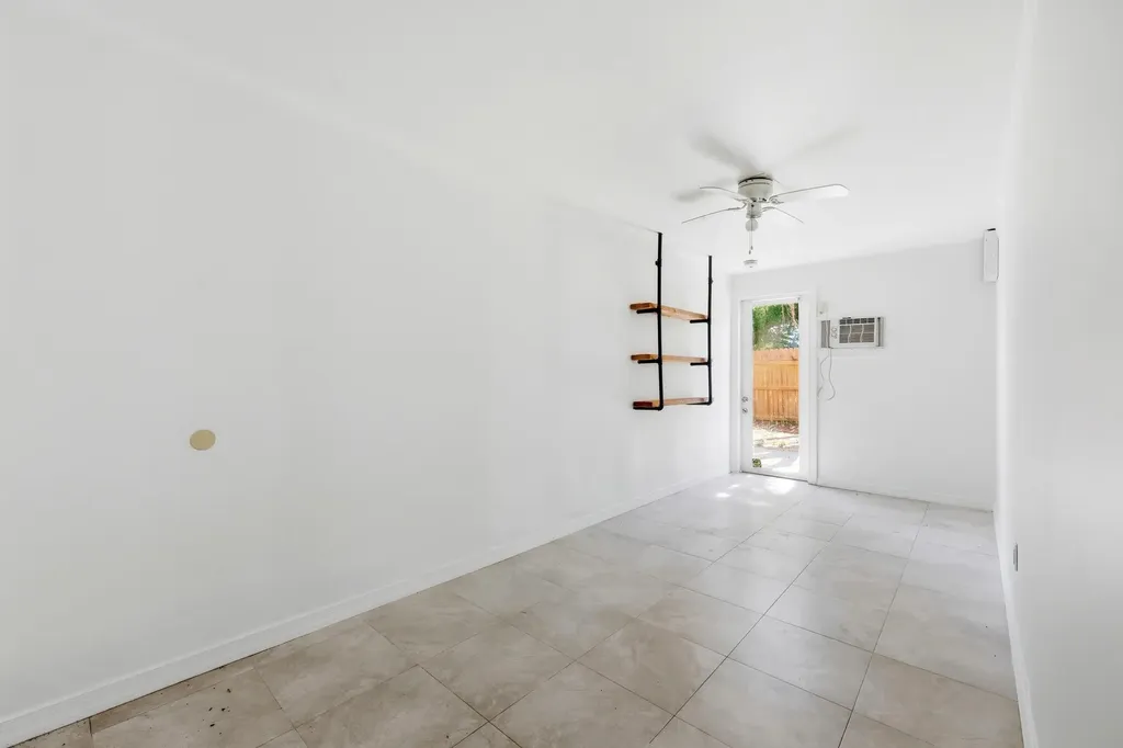 918 N K Street Lake Worth Beach FL 33460