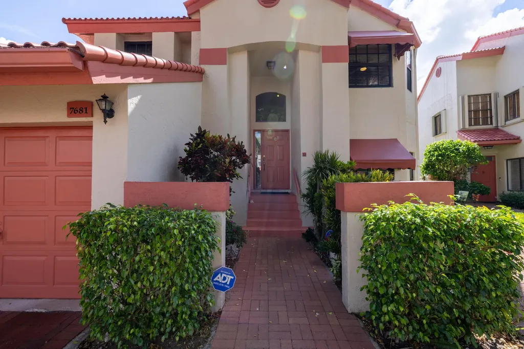 7681 Lexington Club Boulevard Delray Beach FL 33446