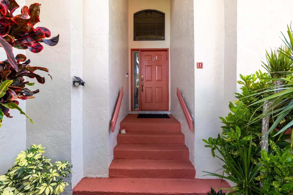 7681 Lexington Club Boulevard Delray Beach FL 33446