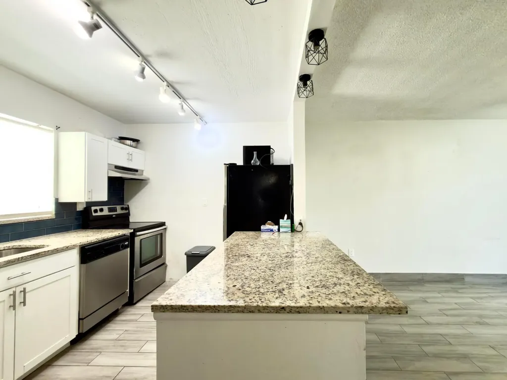 6507 Winfield Boulevard Margate FL 33063