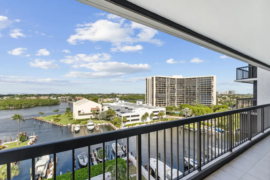 4748 S Ocean Boulevard Highland Beach FL 33487