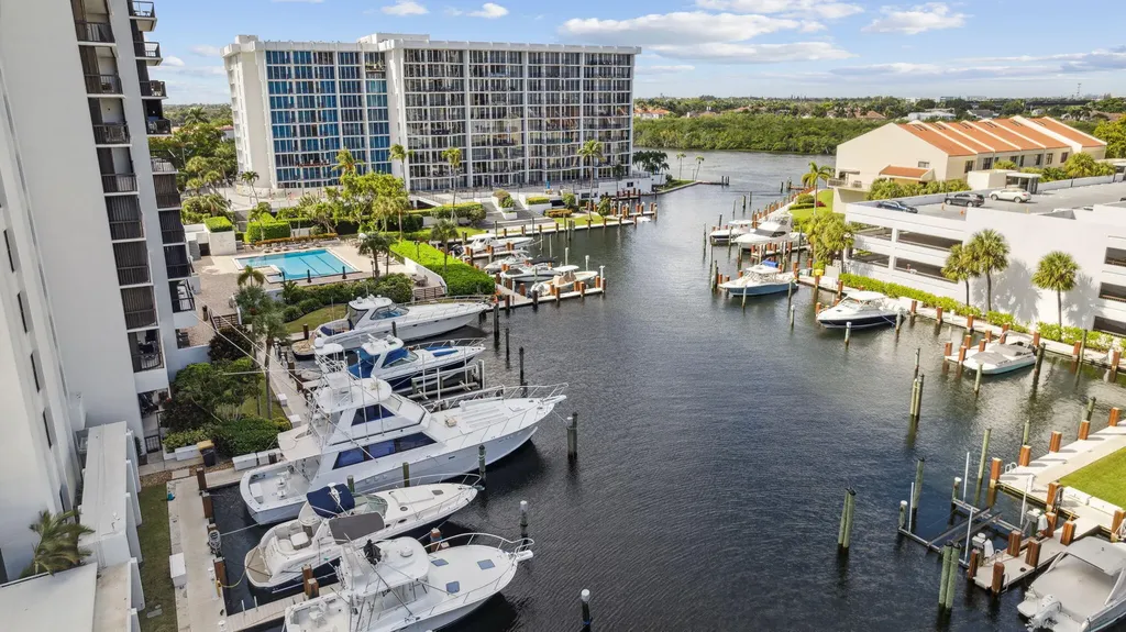 4748 S Ocean Boulevard Highland Beach FL 33487