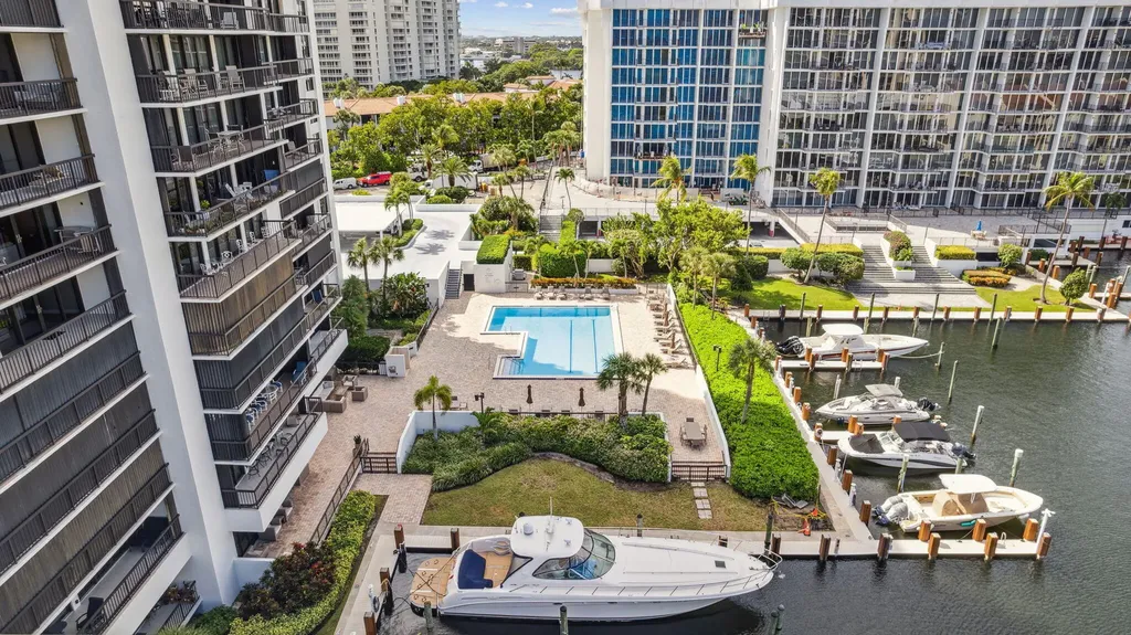 4748 S Ocean Boulevard Highland Beach FL 33487