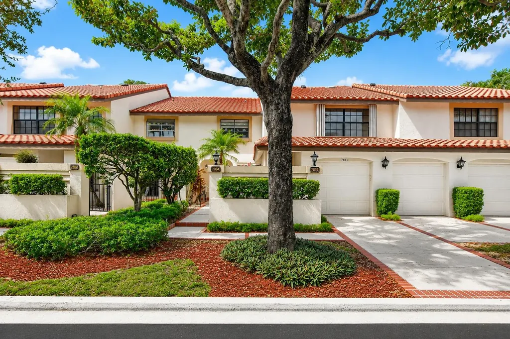7834 La Mirada Drive Boca Raton FL 33433