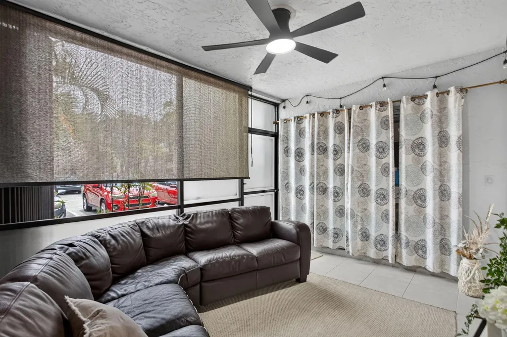 3331 NW 47th Avenue Coconut Creek FL 33063