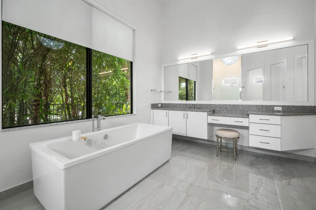 7409 NW 25th Terrace Boca Raton FL 33496