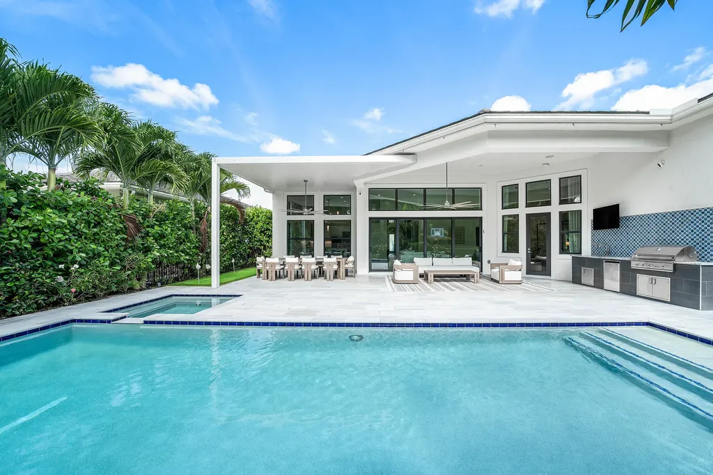 7409 NW 25th Terrace Boca Raton FL 33496