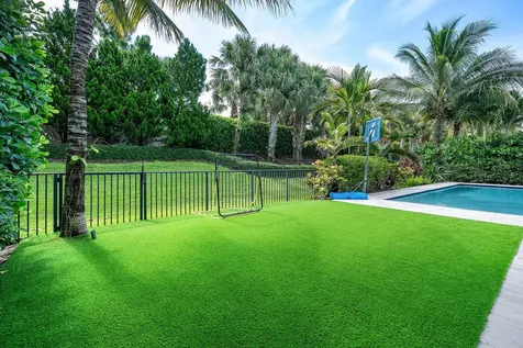 7409 NW 25th Terrace Boca Raton FL 33496