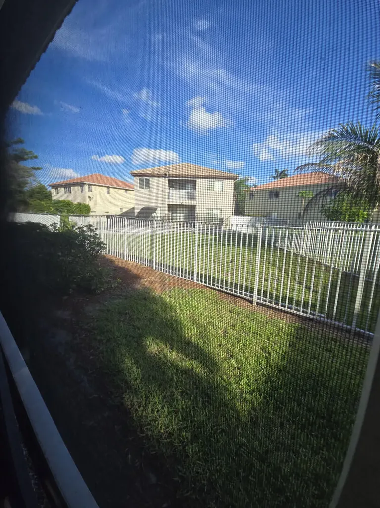 6511 Sandy Bank Terrace Riviera Beach FL 33407