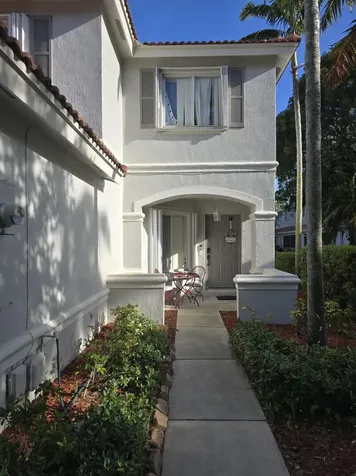 6511 Sandy Bank Terrace Riviera Beach FL 33407