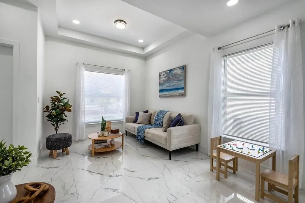 425 NW 13th Avenue Boynton Beach FL 33435