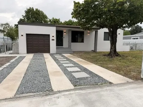 1025 NW 148th Street Miami FL 33168