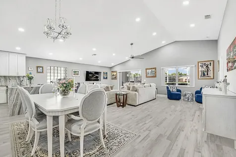 8075 Duomo Circle Boynton Beach FL 33472