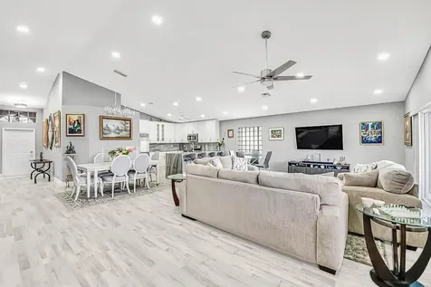 8075 Duomo Circle Boynton Beach FL 33472