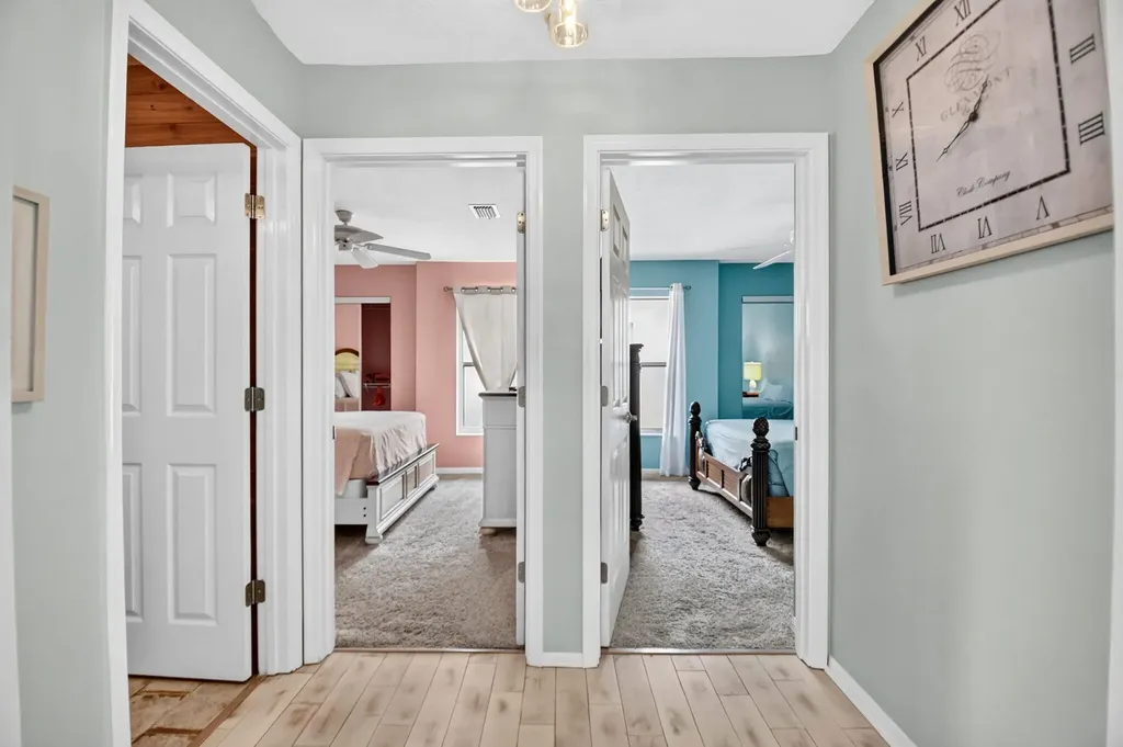 8021 Via Hacienda Riviera Beach FL 33418