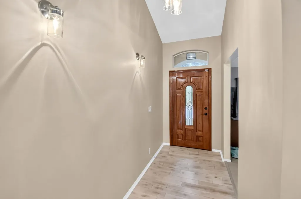8021 Via Hacienda Riviera Beach FL 33418