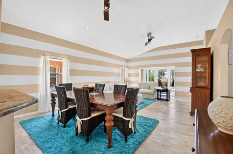 8021 Via Hacienda Riviera Beach FL 33418