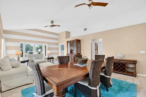 8021 Via Hacienda Riviera Beach FL 33418