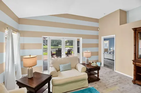 8021 Via Hacienda Riviera Beach FL 33418