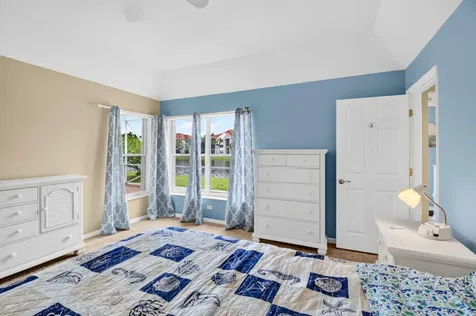 8021 Via Hacienda Riviera Beach FL 33418