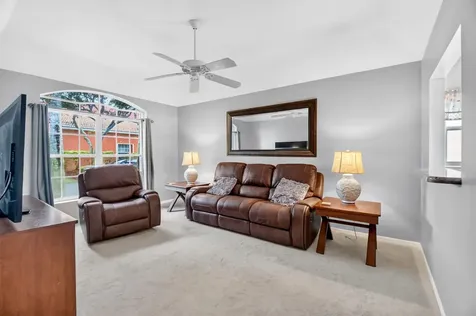 8021 Via Hacienda Riviera Beach FL 33418