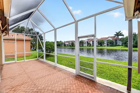 8021 Via Hacienda Riviera Beach FL 33418