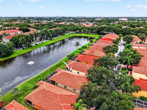 8021 Via Hacienda Riviera Beach FL 33418