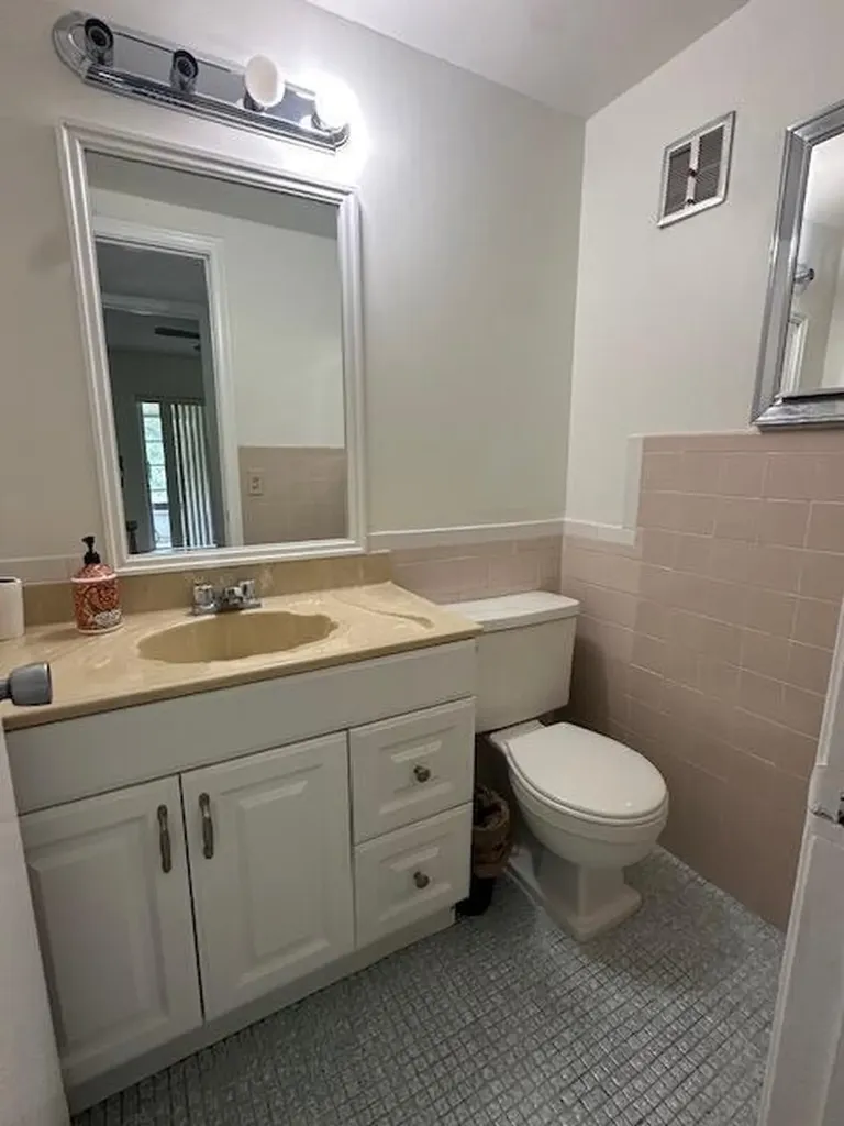 72 Norwich C West Palm Beach FL 33417
