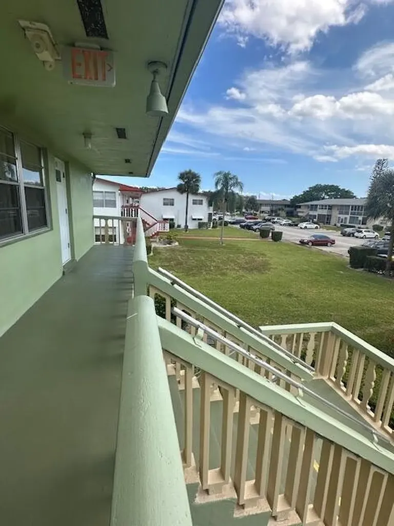 72 Norwich C West Palm Beach FL 33417