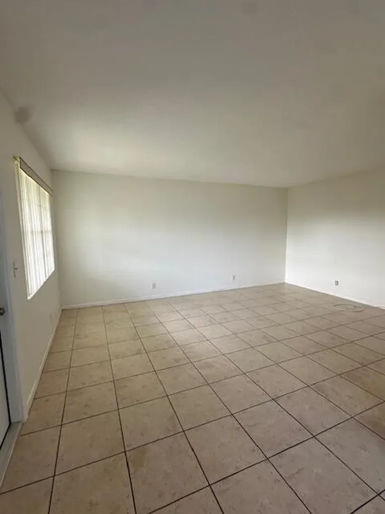 72 Norwich C West Palm Beach FL 33417