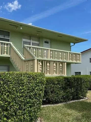 72 Norwich C West Palm Beach FL 33417