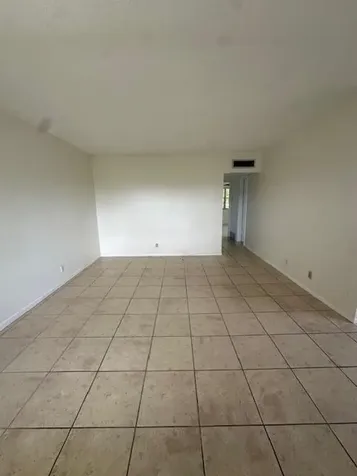 72 Norwich C West Palm Beach FL 33417