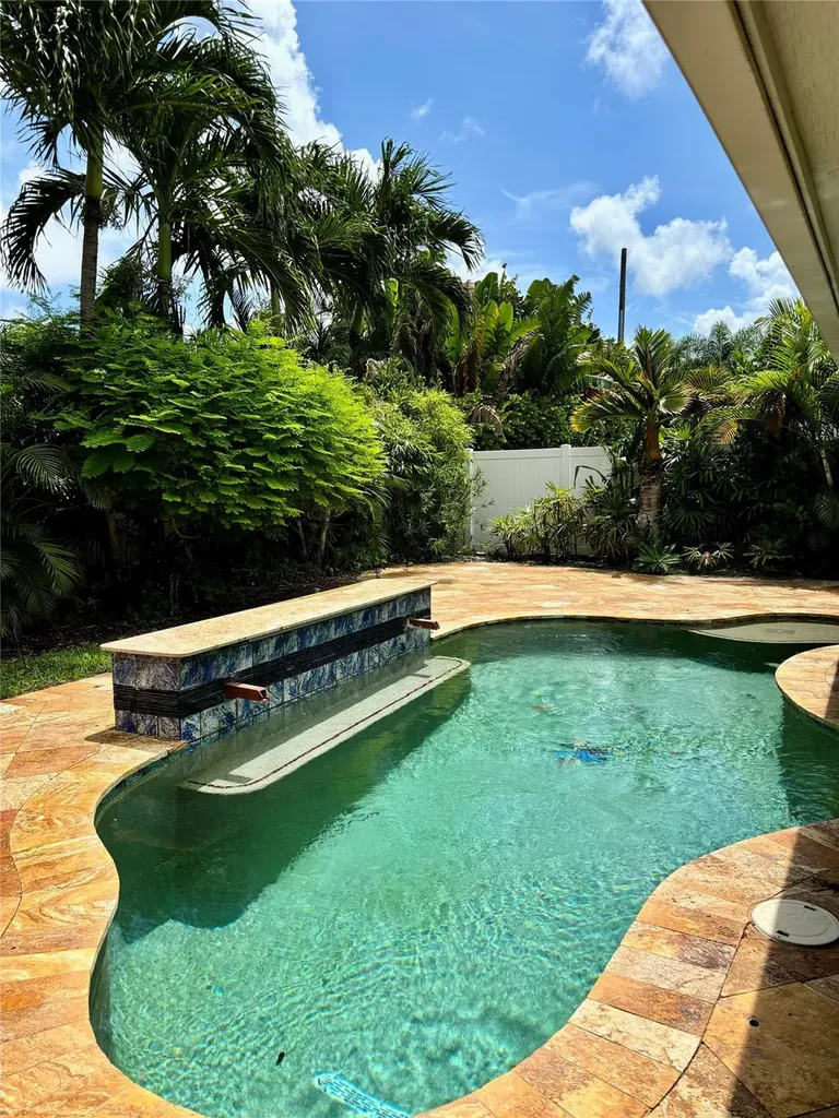 4070 NE 26th Avenue Fort Lauderdale FL 33308