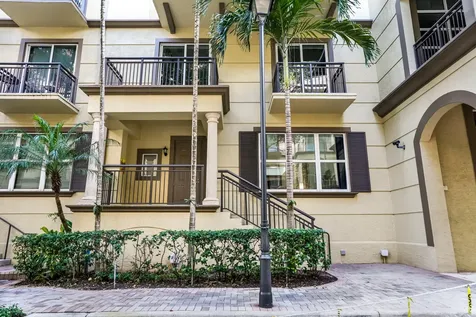 2609 NE 14th Avenue Wilton Manors FL 33334
