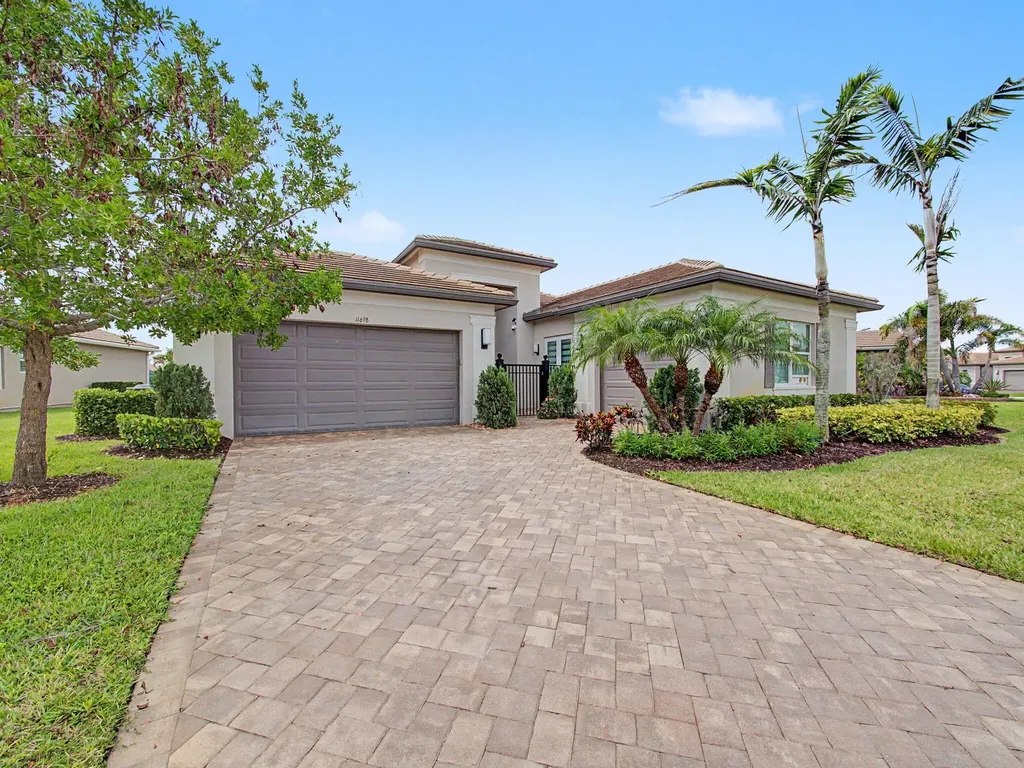 11698 SW Coronado Springs Drive Port St Lucie FL 34987