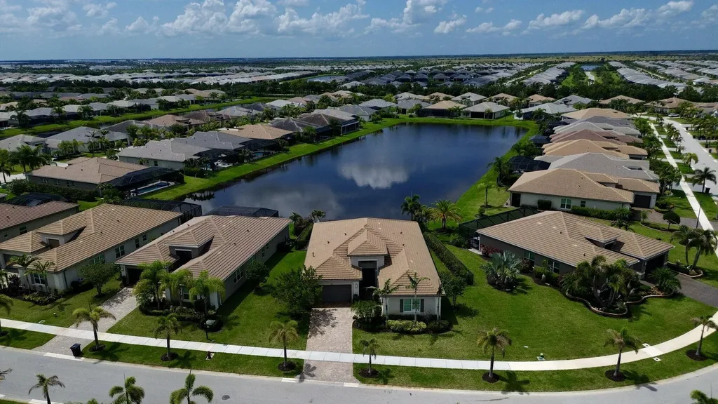 11698 SW Coronado Springs Drive Port St Lucie FL 34987