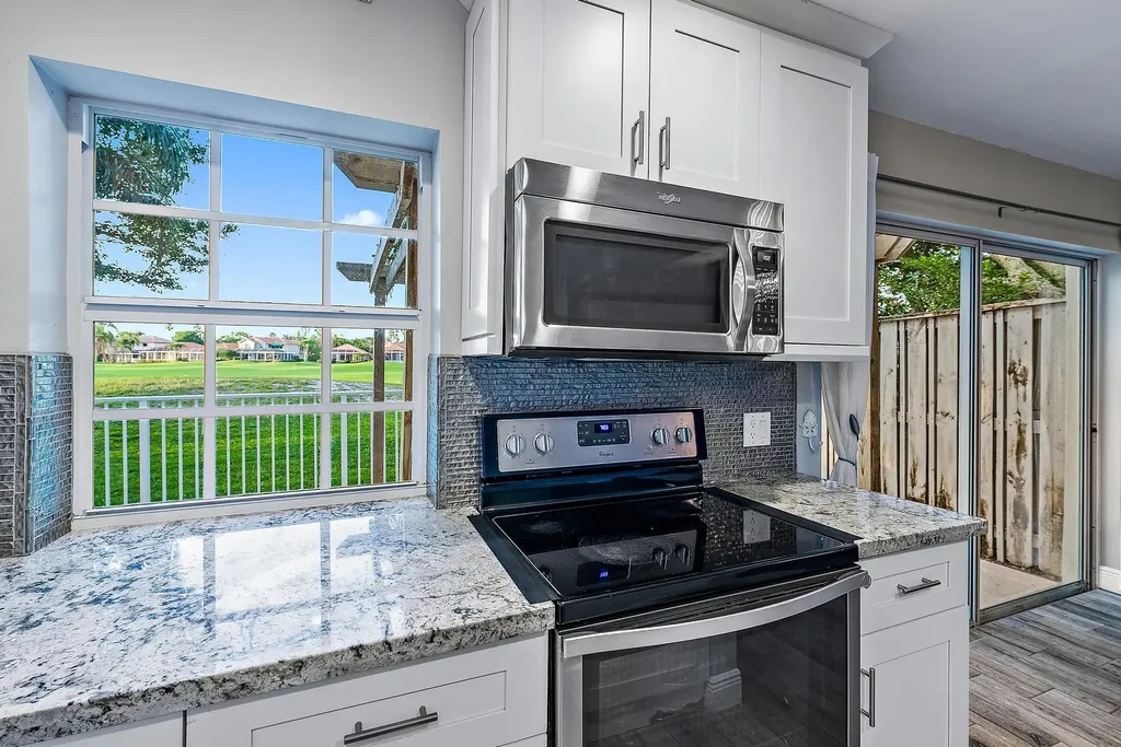 93 Admirals Court Palm Beach Gardens FL 33418